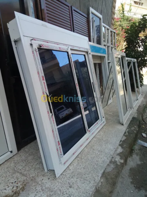 menuiserie aluminium,vitrines,PVC,Mur 