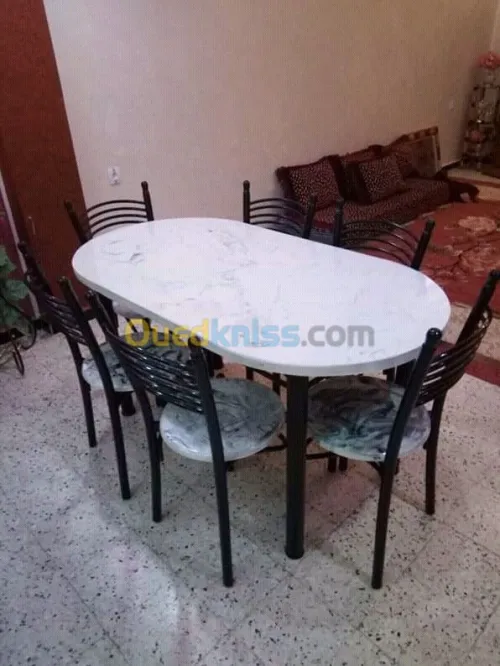 Tables et chaises