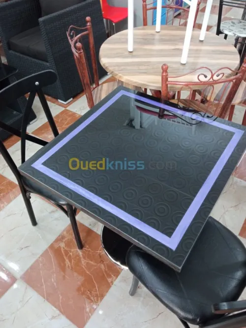 Tables et chaises