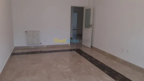 Location Appartement F4 Alger Dely brahim