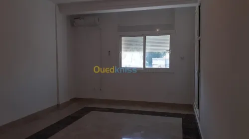 Location Appartement F4 Alger Dely brahim