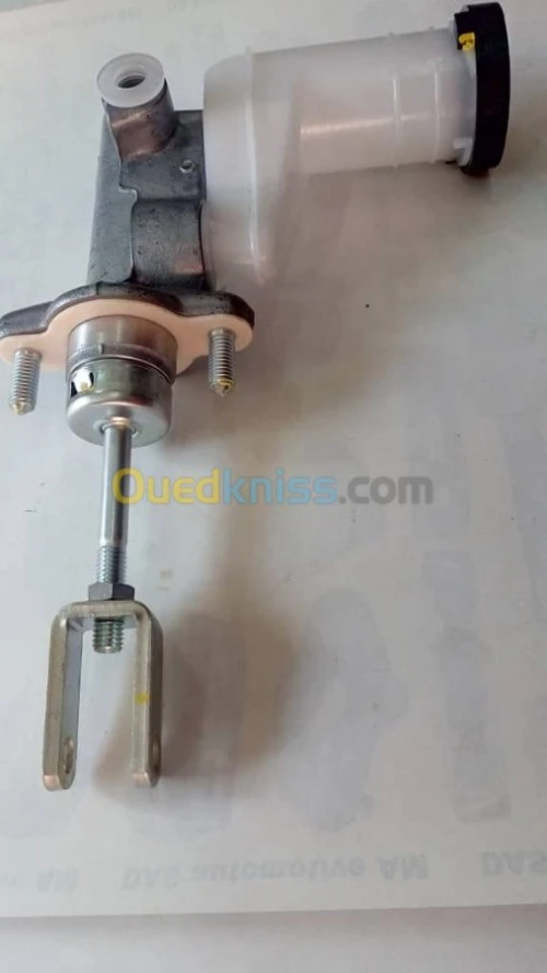 EMETTEUR EMBRAYAGE ISUZU D-MAX 8-97943