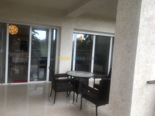 Location Appartement F4 Alger Hydra