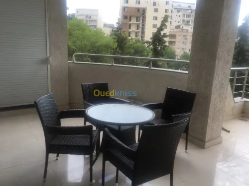 Location Appartement F4 Alger Hydra