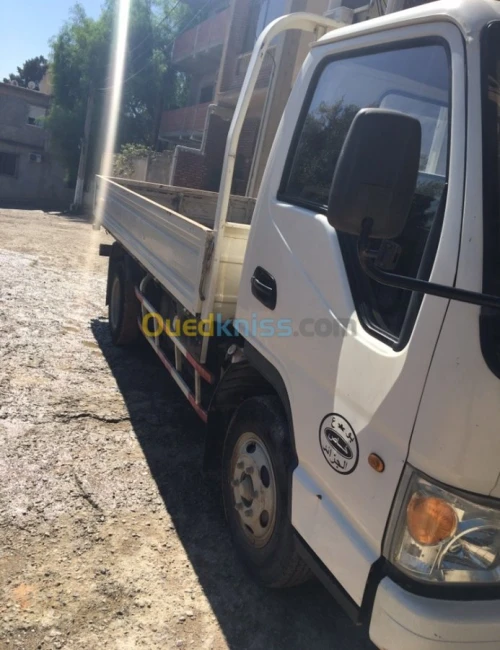 location d'un camion jac bon etat كراء