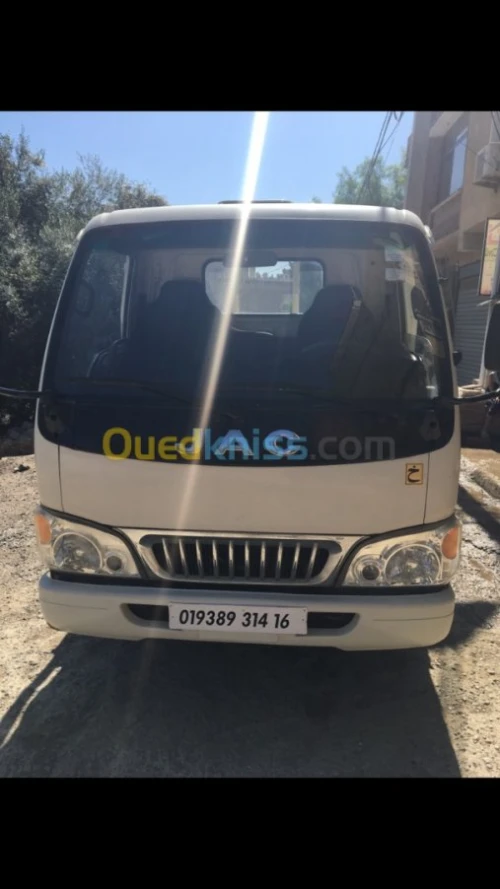 location d'un camion jac bon etat كراء