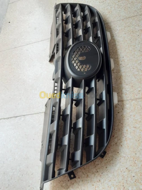 CALANDRE GREAT WALL WINGLE 2.5