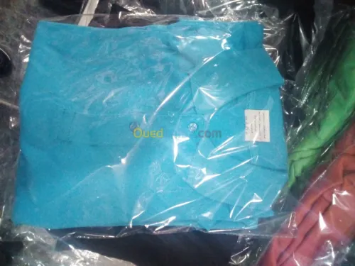 T-shirt polo vierge ou personnalisé