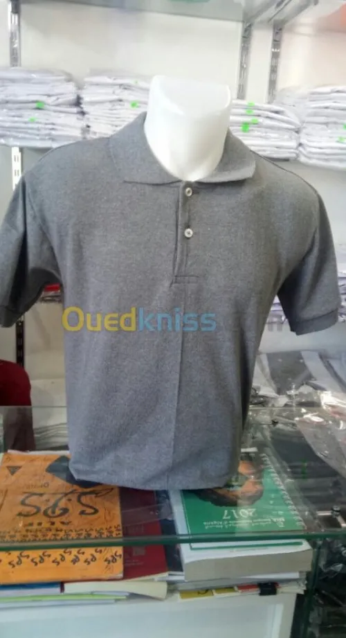 T-shirt polo vierge ou personnalisé