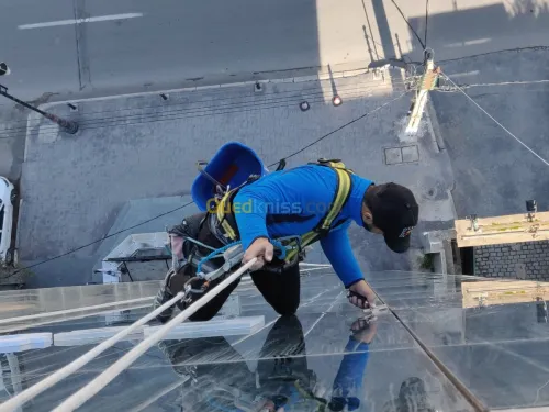 Nettoyage de vitre et allucobond 