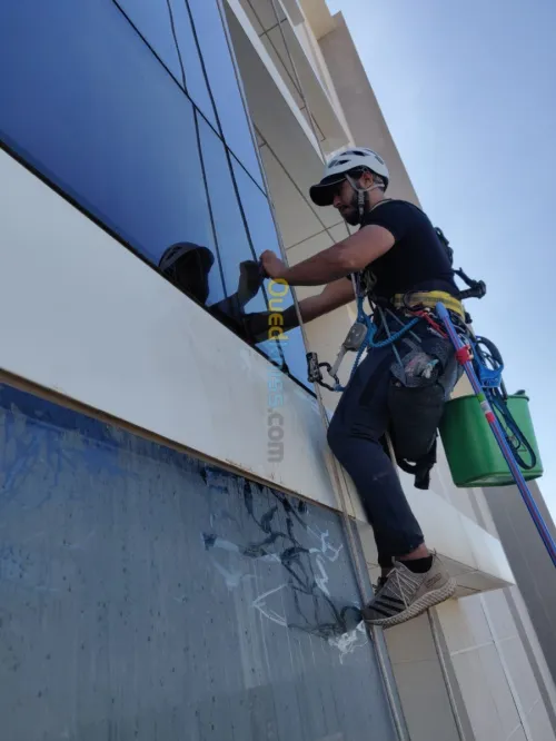 Nettoyage de vitre et allucobond 