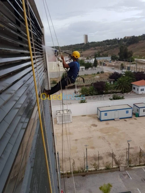 Travaux hauteur (alpiniste, cordiste)