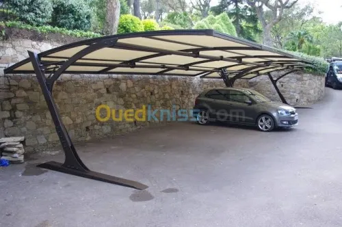 Fabrication d’abris pour voitures 