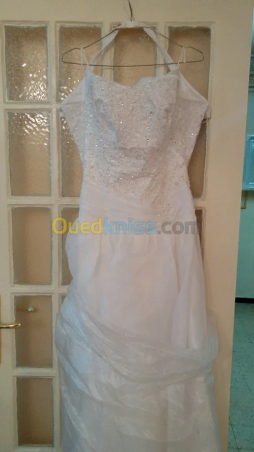 Location robe blanche  