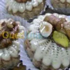 Préparation de gâteaux pour fêtes 