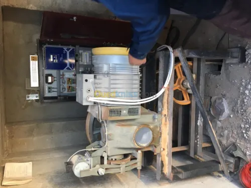 Maintenance et reparation ascenseurs 