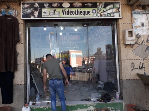 Vitrine en verre trempé 