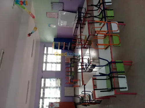 Crèche et cours particuliers ,cantine,