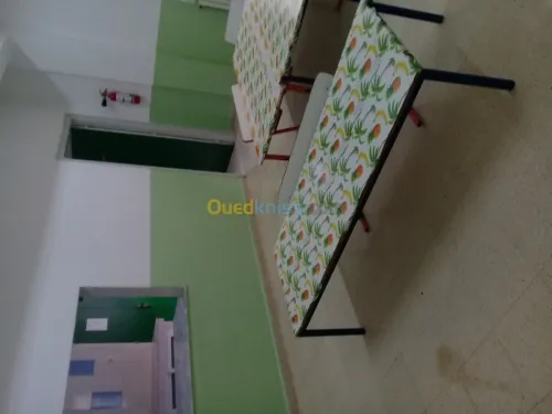 Crèche et cours particuliers ,cantine,