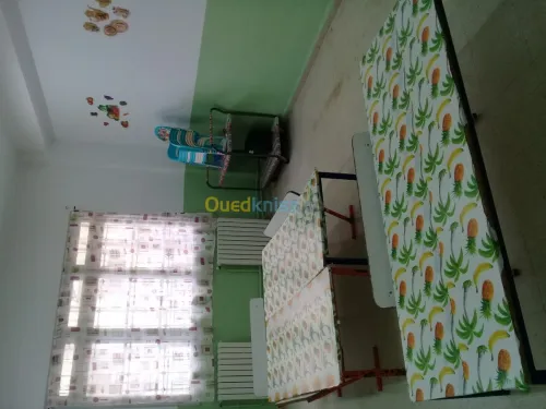 Crèche et cours particuliers ,cantine,