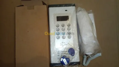 Installation interphone et TF 1700