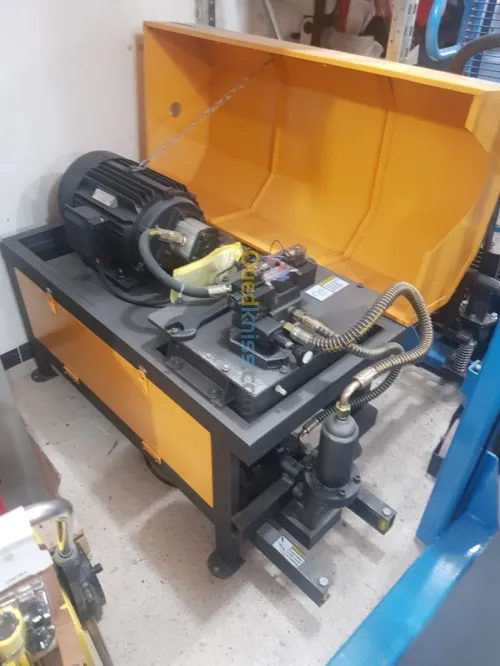 Coudeuse cisaille Cintreuse redresseuse gute icaro alba