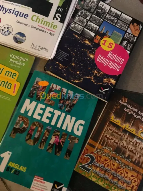VENTE DE LIVRE SCOLAIRE ET CNED 