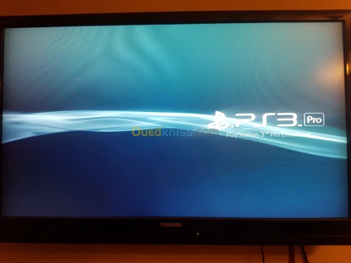 PS3  SUPER SLIM 500G 70 JEUX 3 MANETTE