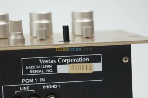 table de mixage Vestax pmc 25