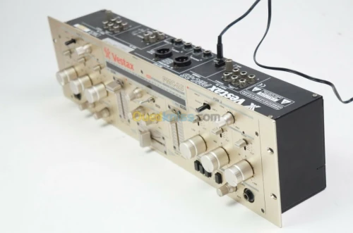 table de mixage Vestax pmc 25