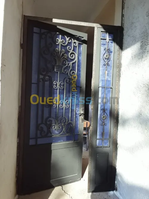  Soudeur حداد Sérurier Ferronnerie 