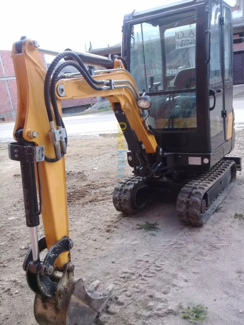 Location des Mini Pelle avec déplacement dans 58 wilayas