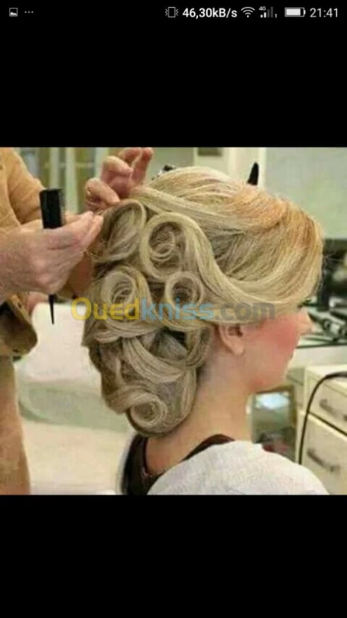 Chignon makiage ongleriée