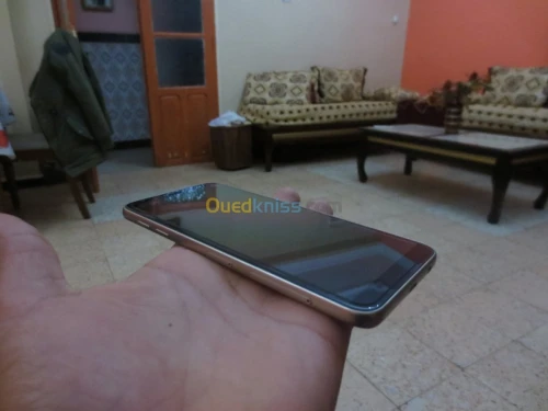 Samsung Galaxy J6
