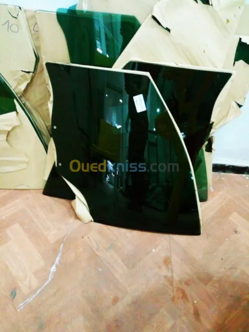 Vitre origine fumé زجاج  الداكن الأصلك