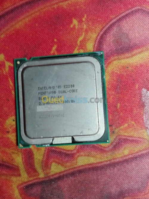 Processeur Intel Pentium E2200 (LG775)