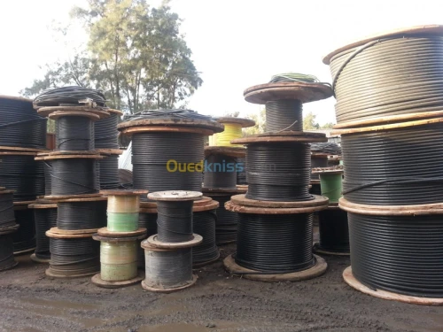 تجارة الكهرباء الصناعية والكابلات