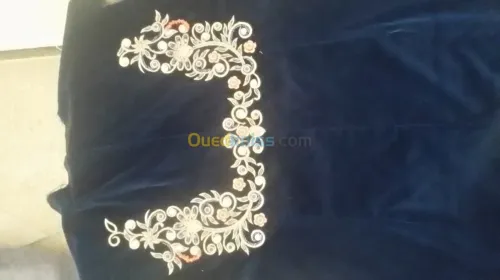 broderie  à la main et machine