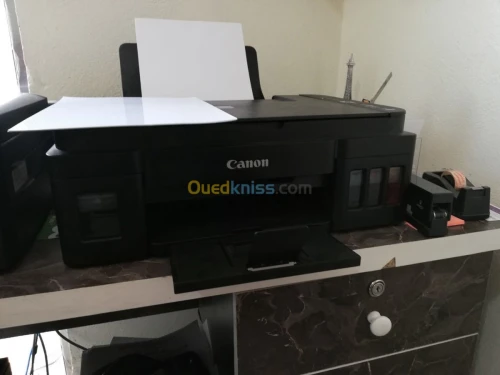 Cyber café complet / مقهى انترنيت