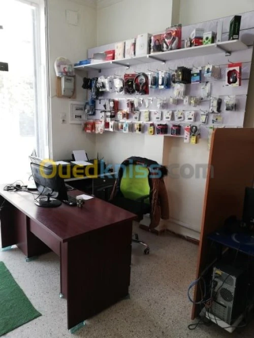 Cyber café complet / مقهى انترنيت