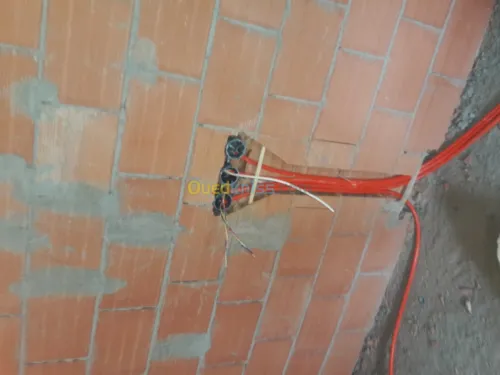 Placo platre+electricite batiment