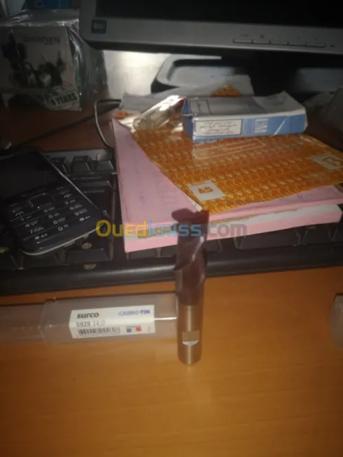 Outilage de coupe pour tourneur fraise