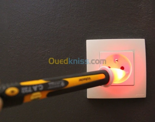STYLO DÉTECTEUR DE TENSION AC C.A 732 