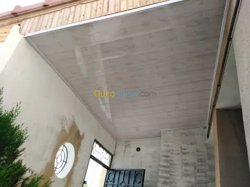 Faux plafonds en PVC