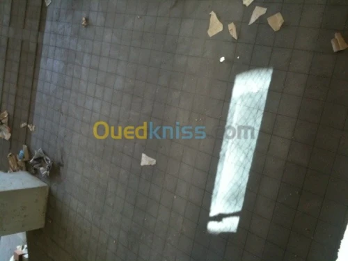 import et vente matériaux de construc 