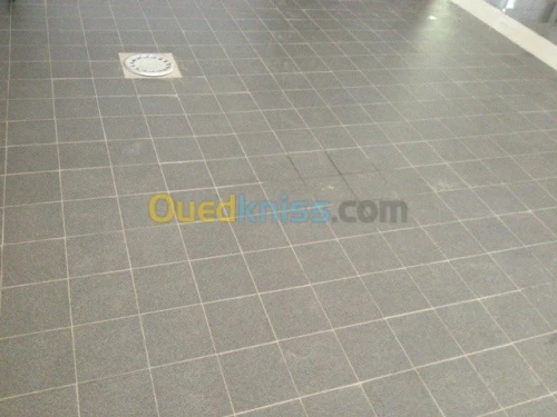 import et vente matériaux de construc 