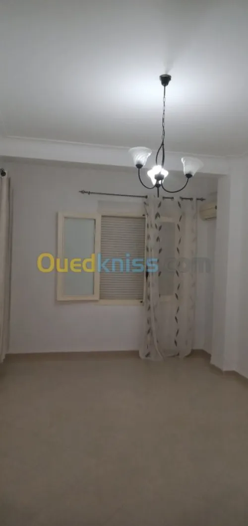 Location Appartement F3 Alger Hydra