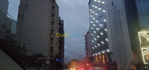 Location Appartement F3 Alger Hydra