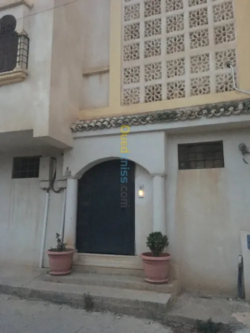 Vente Appartement F3 Alger Bouzareah