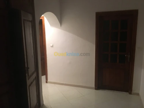 Vente Appartement F3 Alger Bouzareah